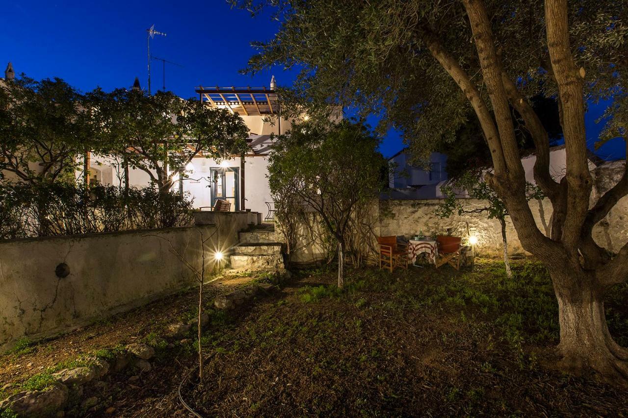 Two Olive Trees Guest House Spétses Exterior foto